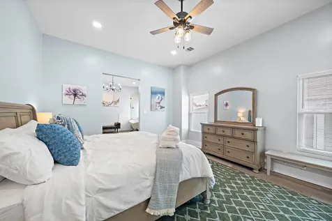3525 Avenue 0 Galveston TX 77550
