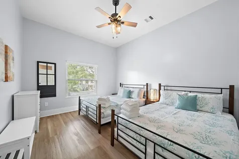 3525 Avenue 0 Galveston TX 77550