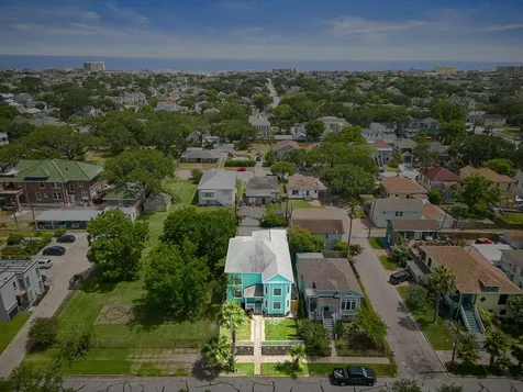 3525 Avenue 0 Galveston TX 77550