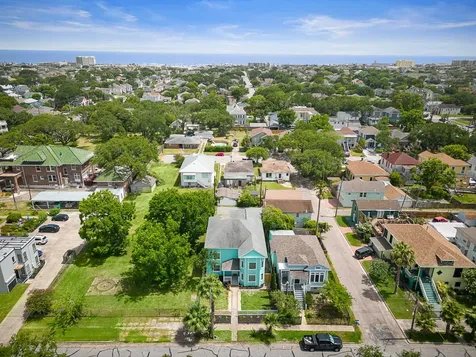 3525 Avenue 0 Galveston TX 77550