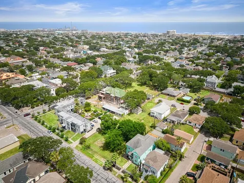 3525 Avenue 0 Galveston TX 77550