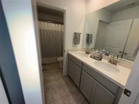 2412 Elliott Shore Lane La Porte TX 77571