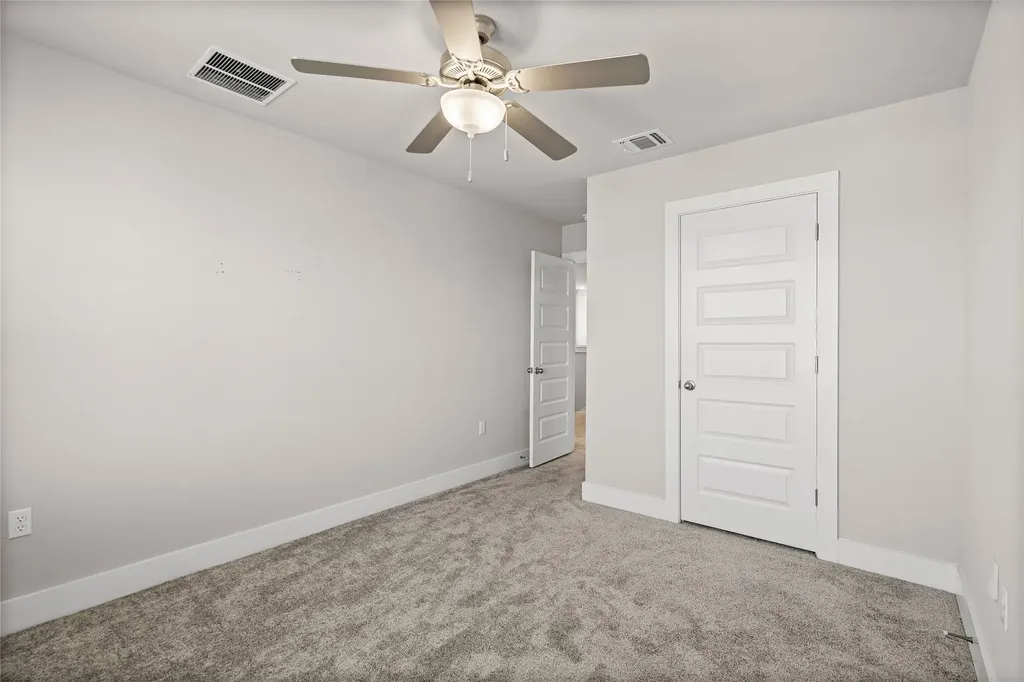 7103 Silver Star Lane 60 Austin TX 78744