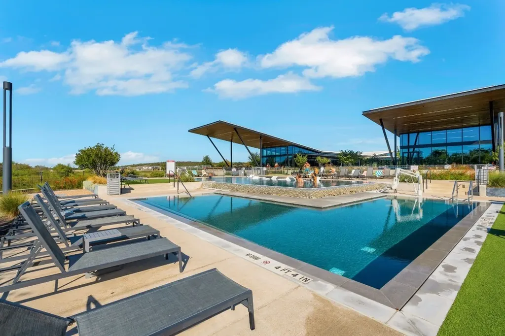 7103 Silver Star Lane 60 Austin TX 78744