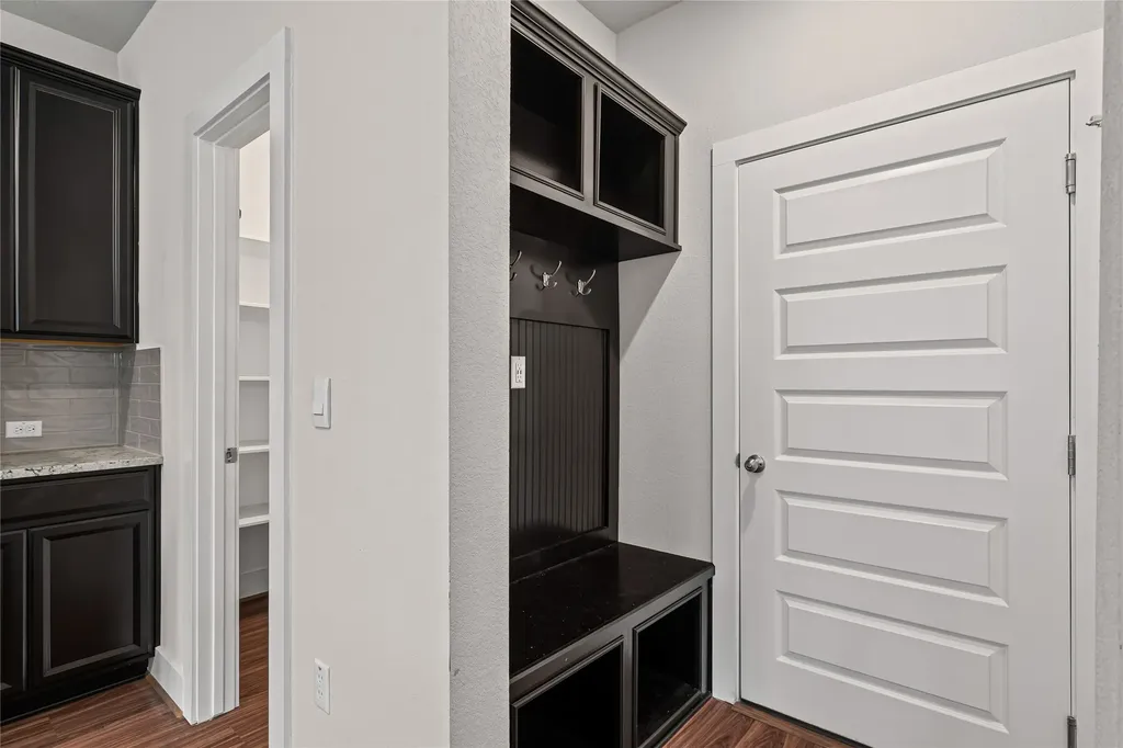 7103 Silver Star Lane 60 Austin TX 78744