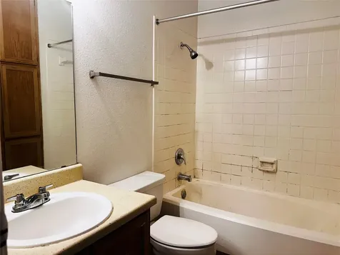 12656 Windsor Village Drive 2656 Houston TX 77071