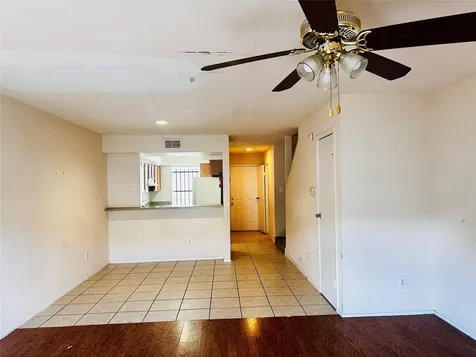 12656 Windsor Village Drive 2656 Houston TX 77071