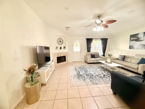 4615 Pin Oak Creek Lane Houston TX 77345