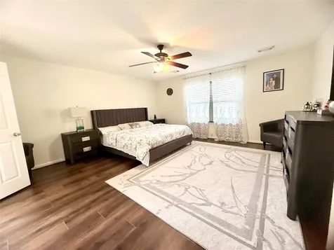 4615 Pin Oak Creek Lane Houston TX 77345