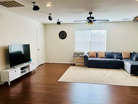 4615 Pin Oak Creek Lane Houston TX 77345