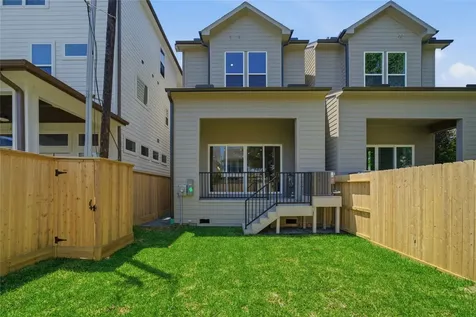 827 W 16th Street A Houston TX 77008