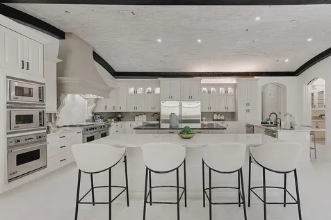 88 W Grand Regency Circle The Woodlands TX 77382