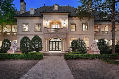 88 W Grand Regency Circle The Woodlands TX 77382