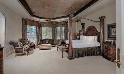 88 W Grand Regency Circle The Woodlands TX 77382