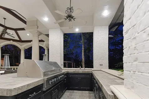 88 W Grand Regency Circle The Woodlands TX 77382