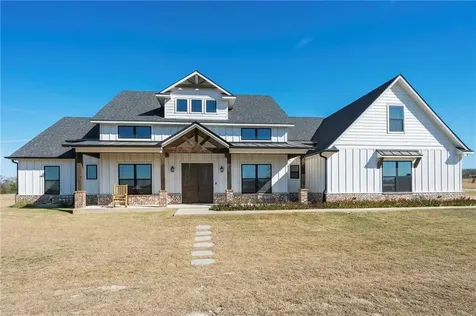 921 Azalea Drive Franklin TX 77856