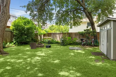 1656 Norfolk Street Houston TX 77006