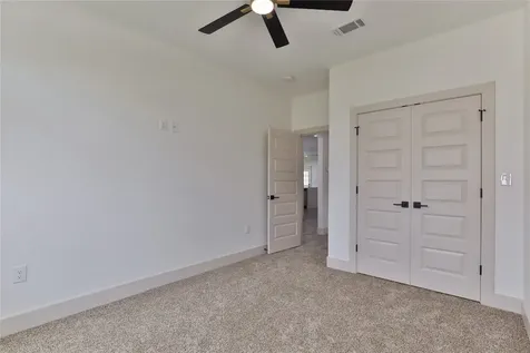 223 Laurel Street Lake Jackson TX 77566