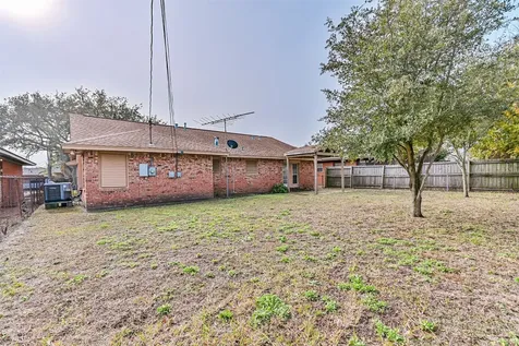 7010 Yucca Drive Galveston TX 77551