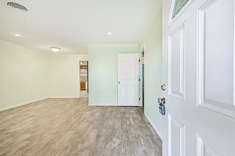 7010 Yucca Drive Galveston TX 77551