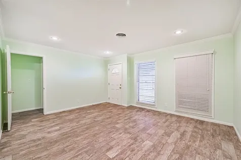 7010 Yucca Drive Galveston TX 77551