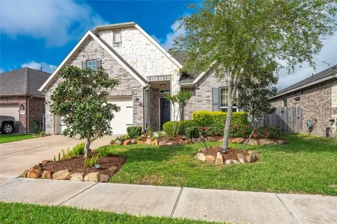 1851 Belle Place Alvin TX 77511