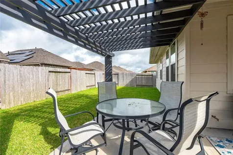 1851 Belle Place Alvin TX 77511