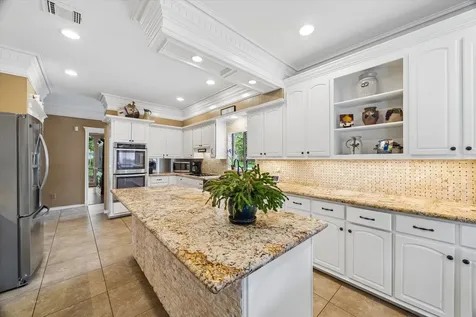 2519 Golden Pond Drive Kingwood TX 77345