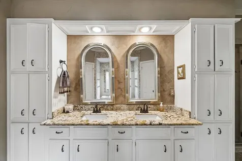 2519 Golden Pond Drive Kingwood TX 77345