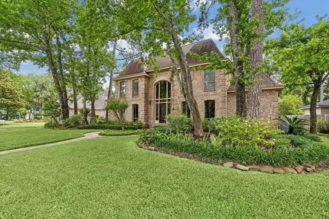 2519 Golden Pond Drive Kingwood TX 77345