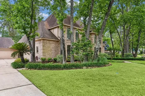 2519 Golden Pond Drive Kingwood TX 77345