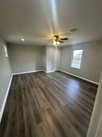 5847 Belcrest Street Houston TX 77033