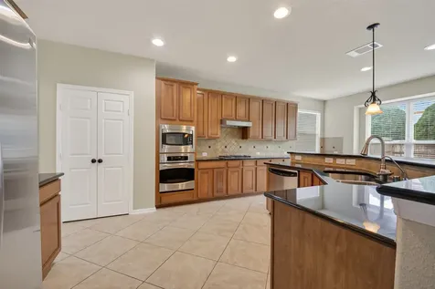 6826 Sorrelwood Lane Sugar Land TX 77479