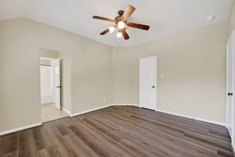 6826 Sorrelwood Lane Sugar Land TX 77479
