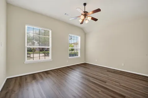 6826 Sorrelwood Lane Sugar Land TX 77479