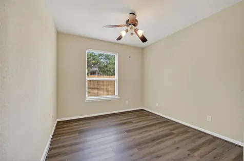 6826 Sorrelwood Lane Sugar Land TX 77479