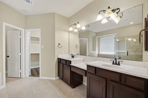 6826 Sorrelwood Lane Sugar Land TX 77479