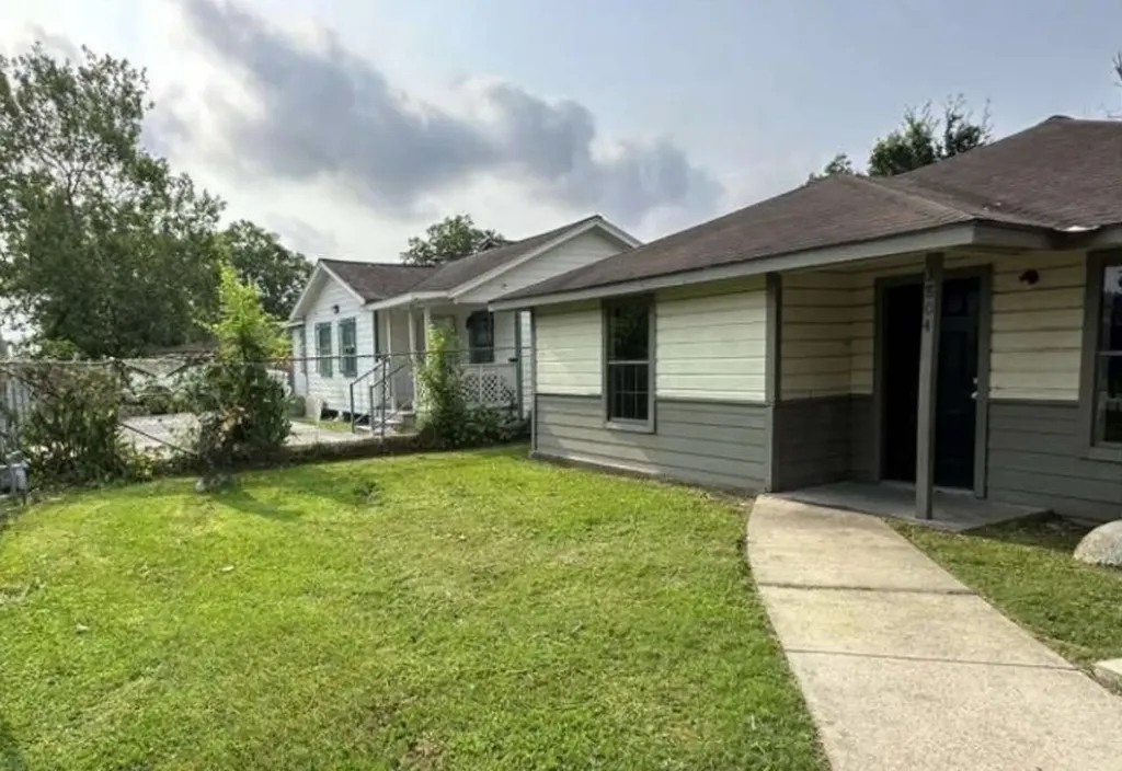 3804 Cedar Hill Lane Houston TX 77093