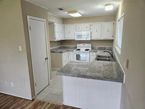17302 Heritage Bay Drive Webster TX 77598
