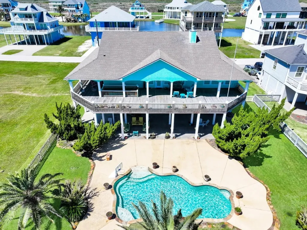 3626 Biscayne Beach Road Port Bolivar TX 77650