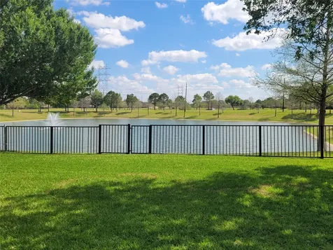13804 Rose Bay Court Pearland TX 77584