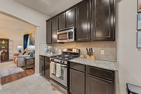 6502 Wilshire Lakes Houston TX 77040