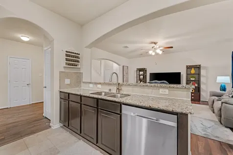 6502 Wilshire Lakes Houston TX 77040