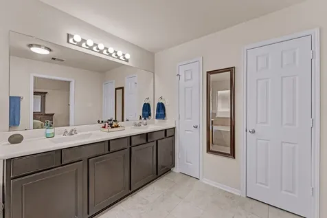 6502 Wilshire Lakes Houston TX 77040