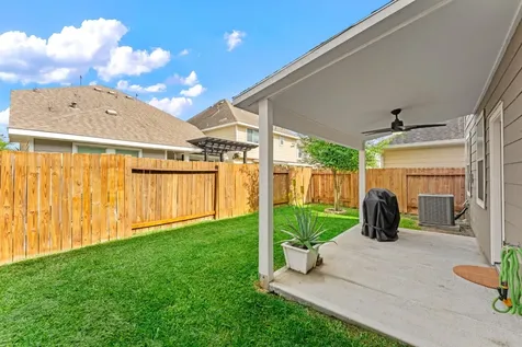 6502 Wilshire Lakes Houston TX 77040