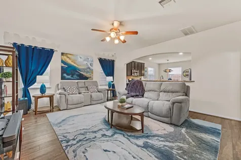 6502 Wilshire Lakes Houston TX 77040