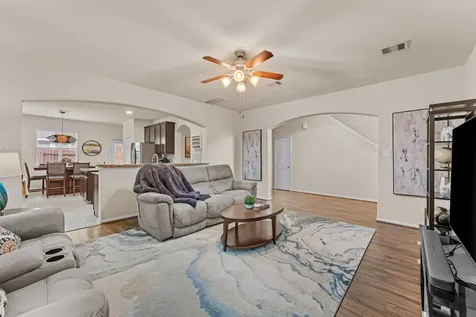 6502 Wilshire Lakes Houston TX 77040