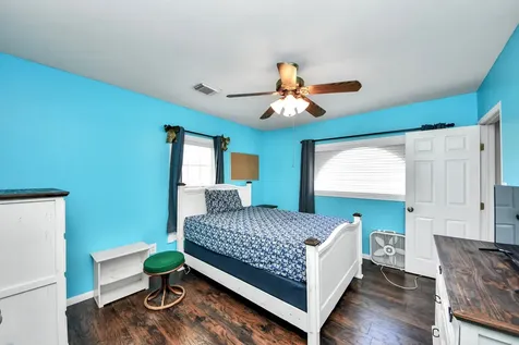 5420 August Street Alvin TX 77511