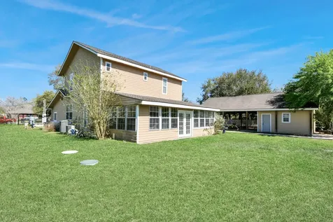 5420 August Street Alvin TX 77511