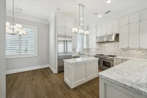 5327 Paseo Caceres Drive Houston TX 77007